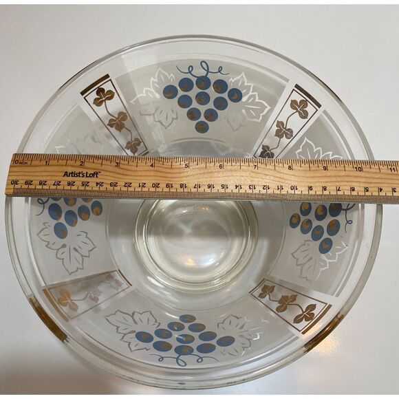 1950's Anchor Hocking Grapevine Pattern Chip Salad Fruit Decorative Bowl - Picture 3 of 10